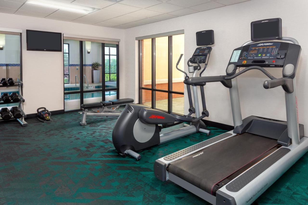 צ'יקטווואגה Towneplace Suites Buffalo Airport מראה חיצוני תמונה