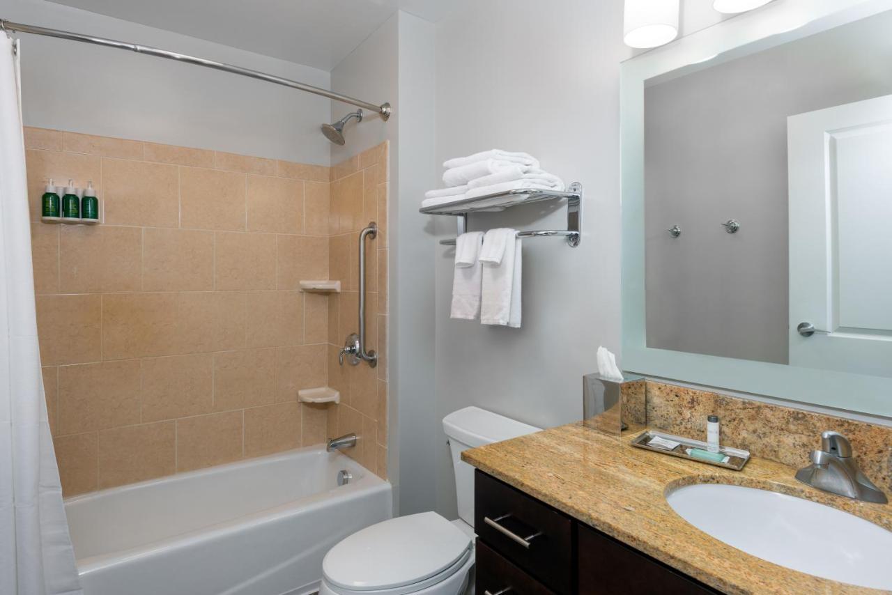 צ'יקטווואגה Towneplace Suites Buffalo Airport מראה חיצוני תמונה