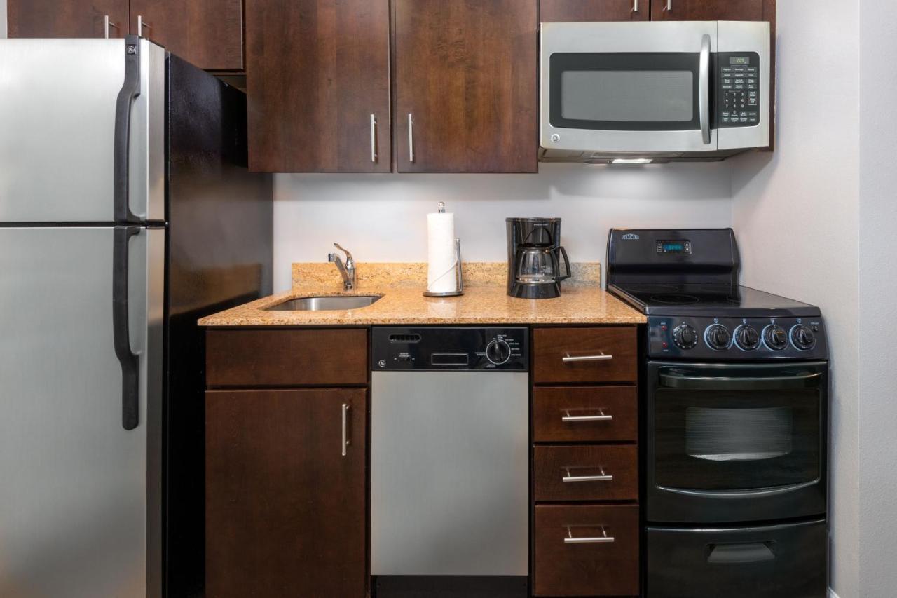 צ'יקטווואגה Towneplace Suites Buffalo Airport מראה חיצוני תמונה