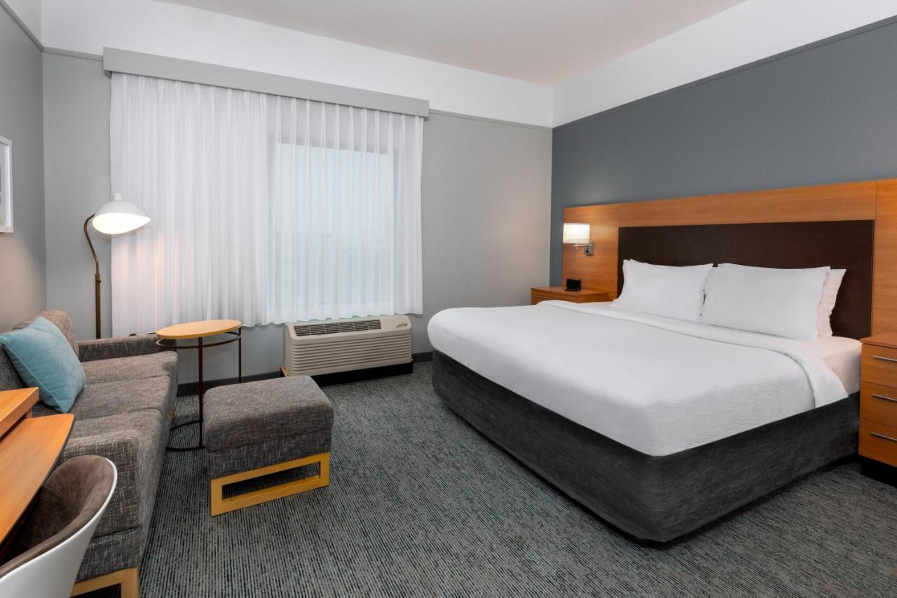צ'יקטווואגה Towneplace Suites Buffalo Airport מראה חיצוני תמונה