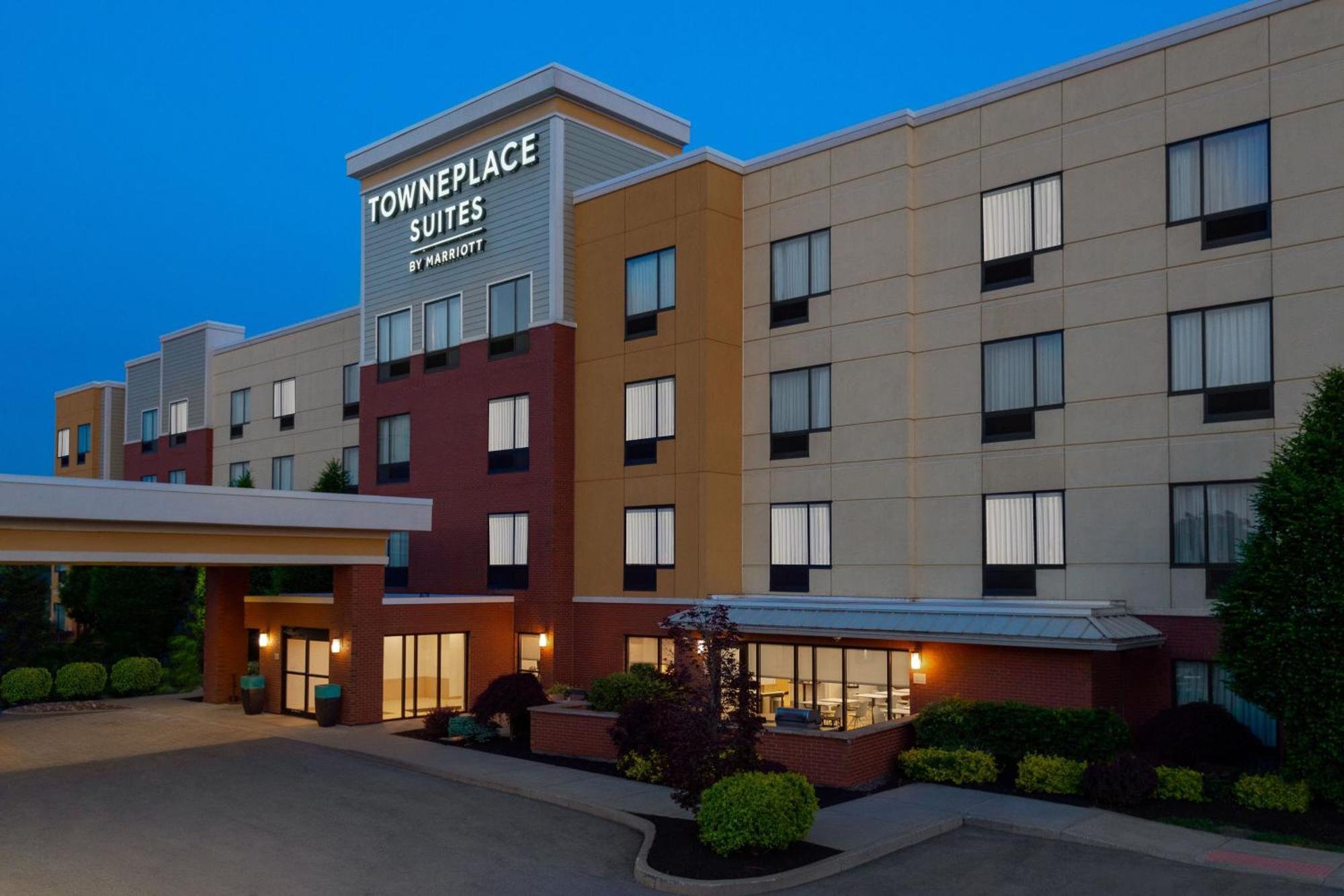 צ'יקטווואגה Towneplace Suites Buffalo Airport מראה חיצוני תמונה